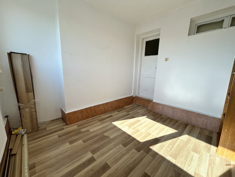 Basarabia- Piata Muncii 3 Camere 66mp!